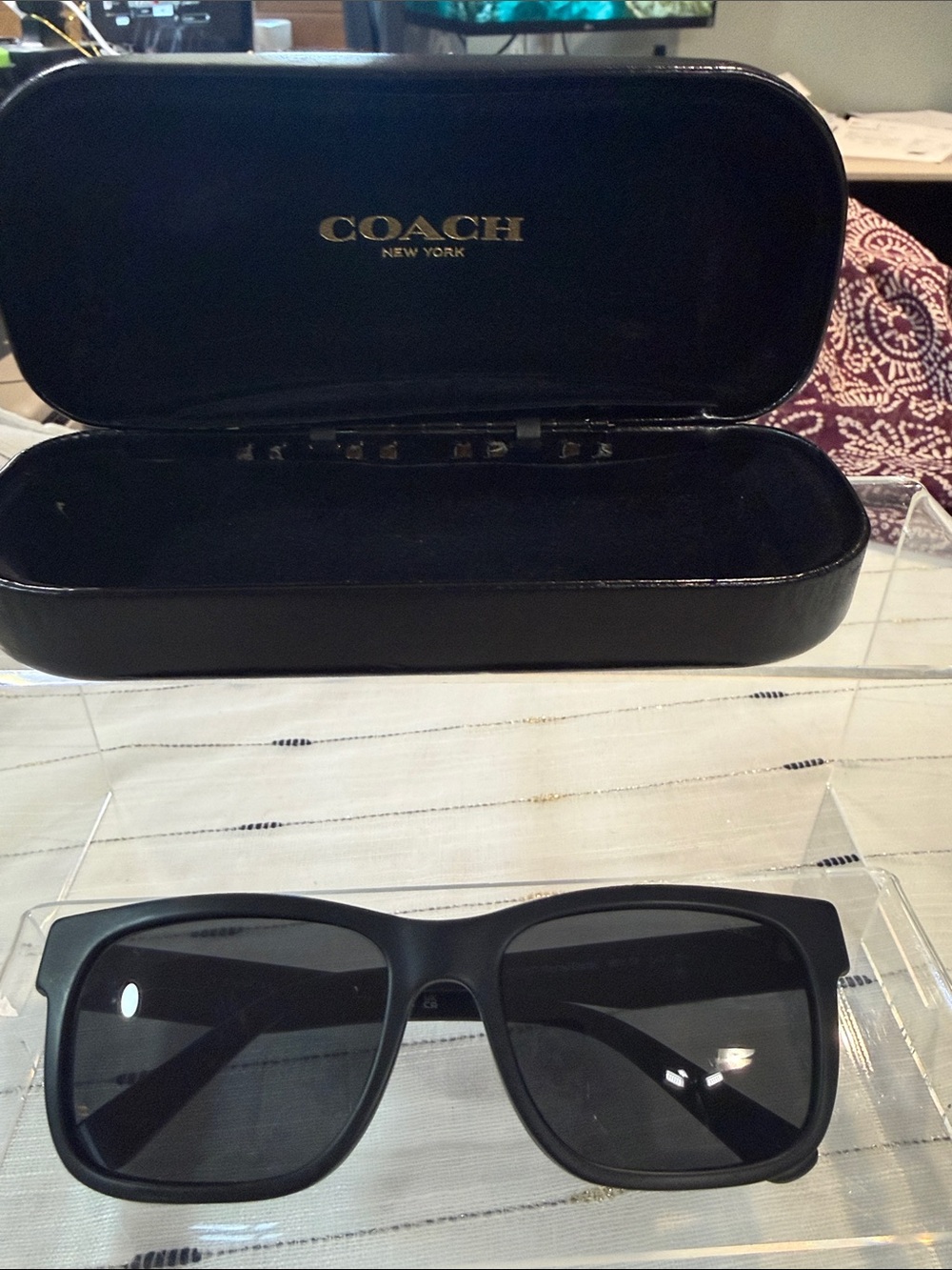 Coach Black Women's Square Sunglasses with Black Coach Case - Picture 5 of 5